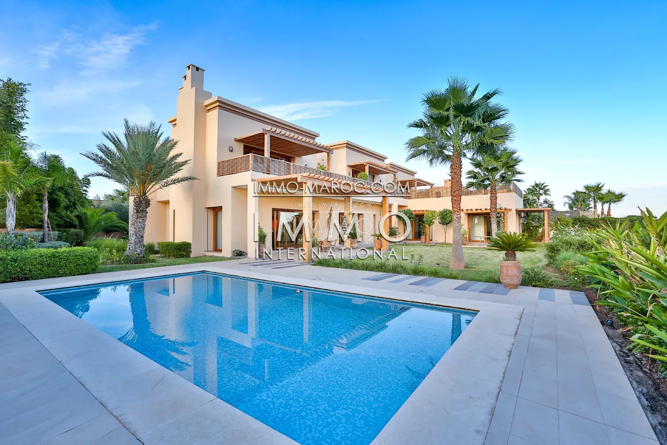 Luxueuse villa moderne sur golf