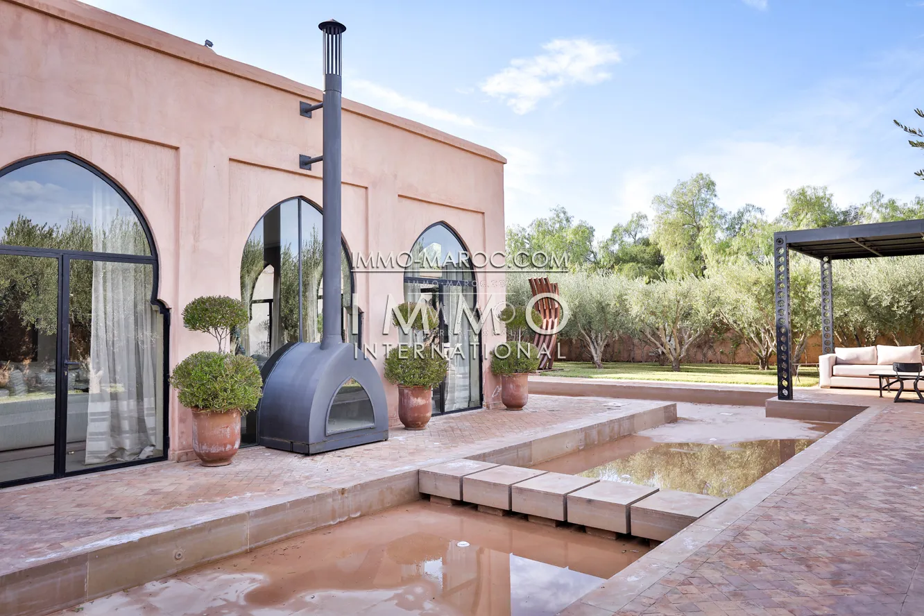 Trés belle propriété a la palmeraie de marrakech de style moderne et marocain