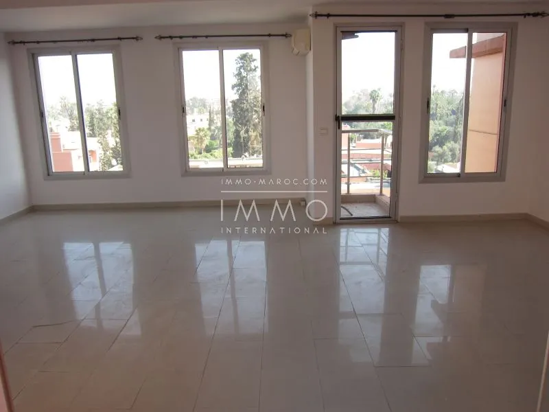 Bureau idealement situé dans le quartier de gueliz .