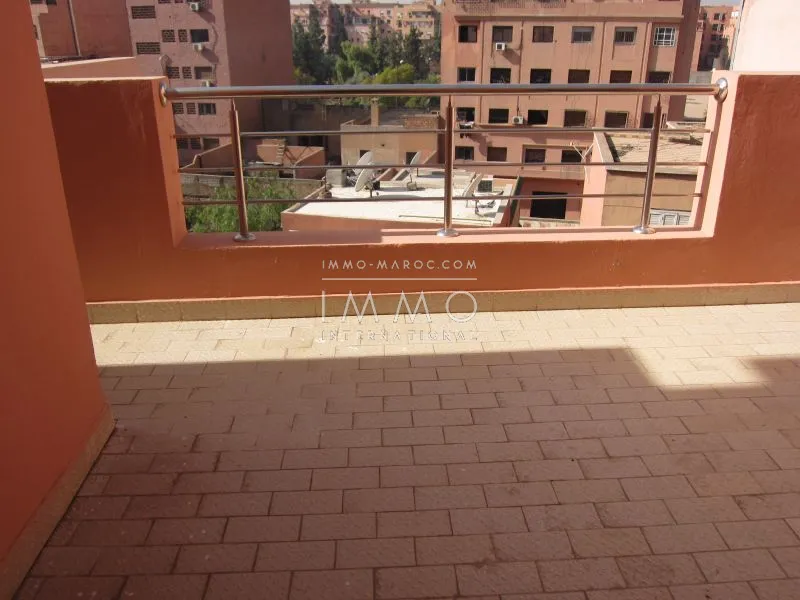 Bureau idealement situé dans le quartier de gueliz .