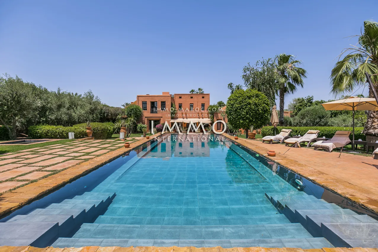 Tres belle villa a vendre a bab atlas palmeraie