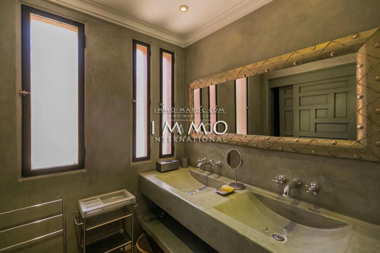 Tres belle villa a vendre a bab atlas palmeraie