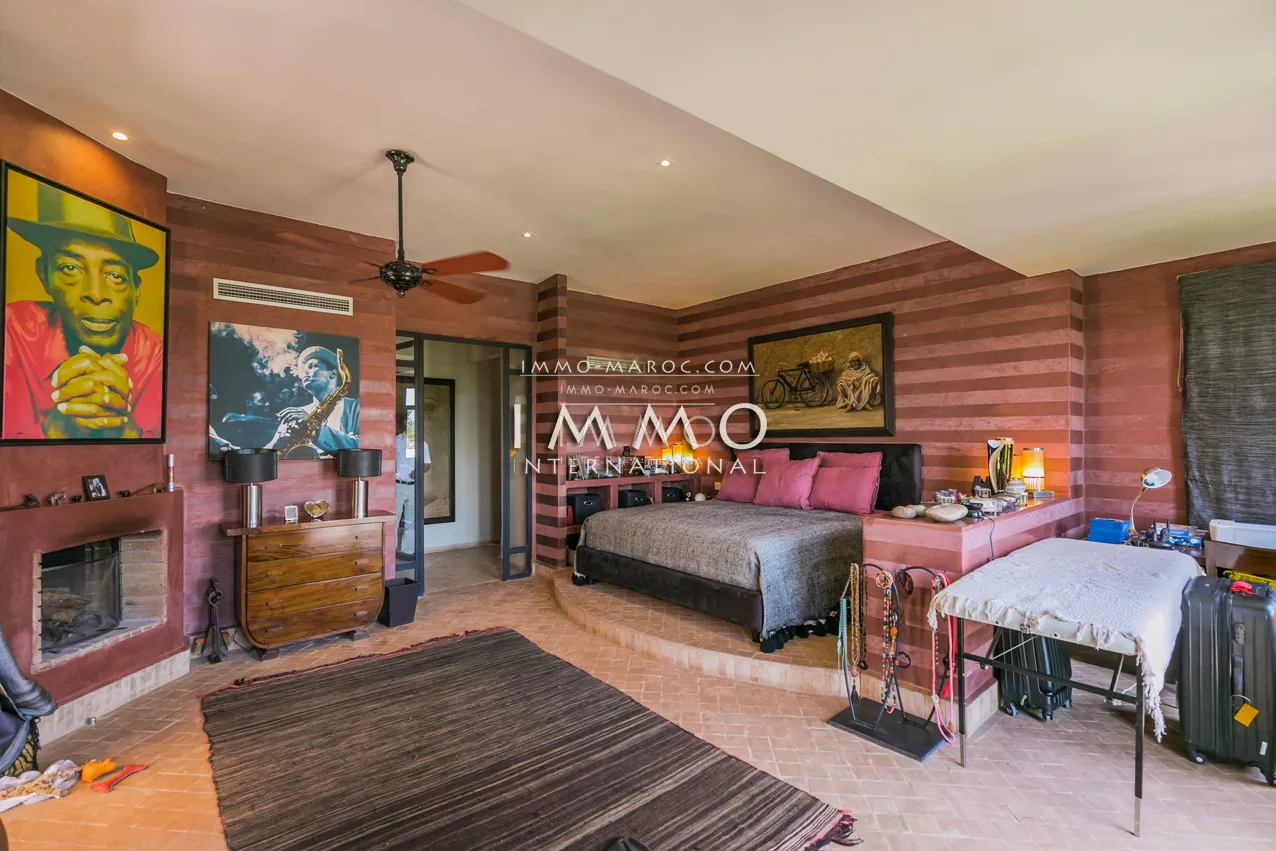 Tres belle villa a vendre a bab atlas palmeraie