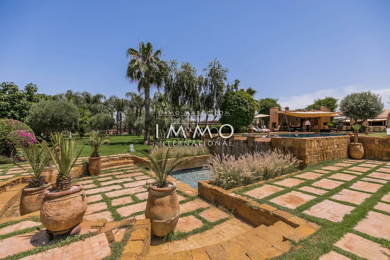 Tres belle villa a vendre a bab atlas palmeraie