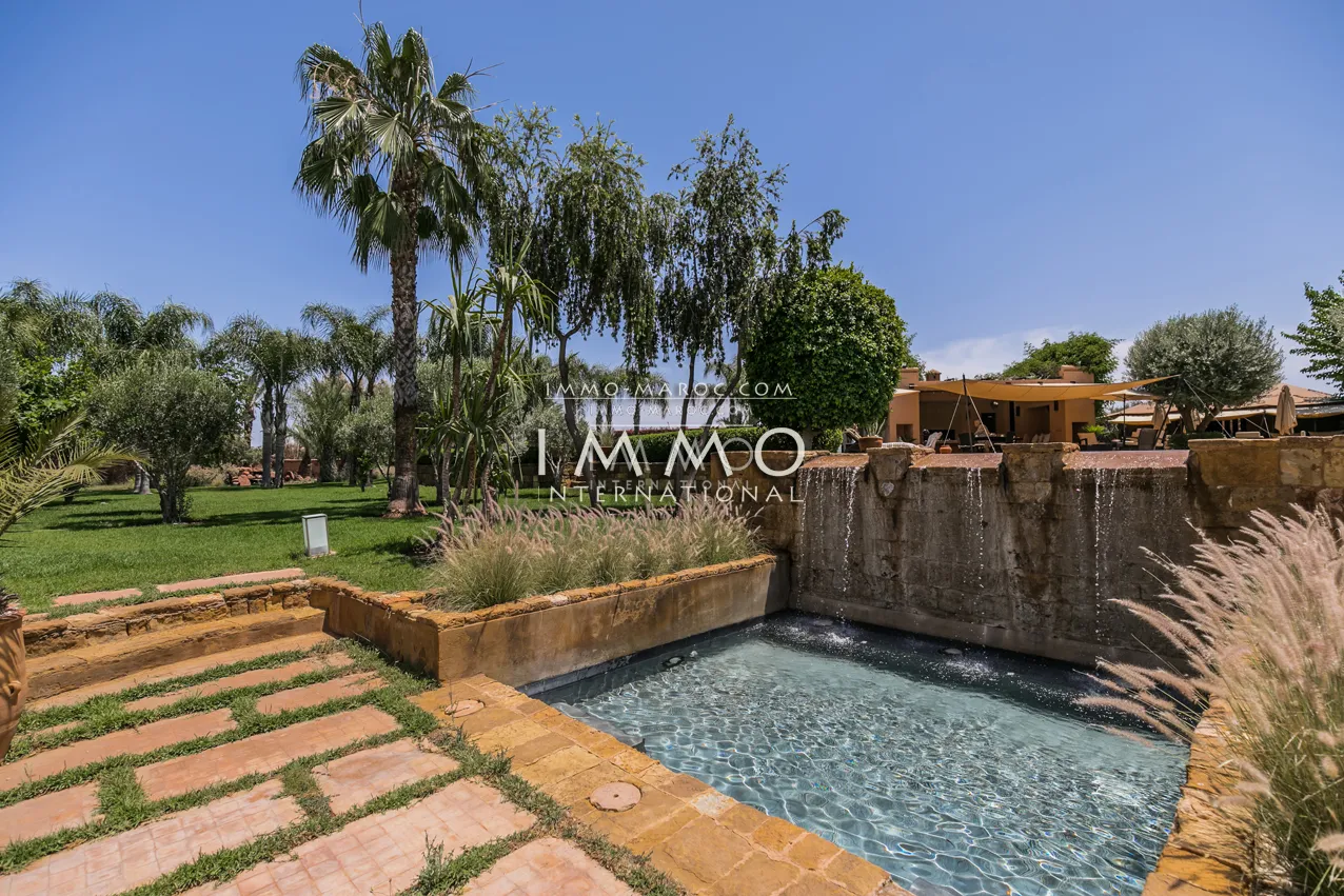 Tres belle villa a vendre a bab atlas palmeraie