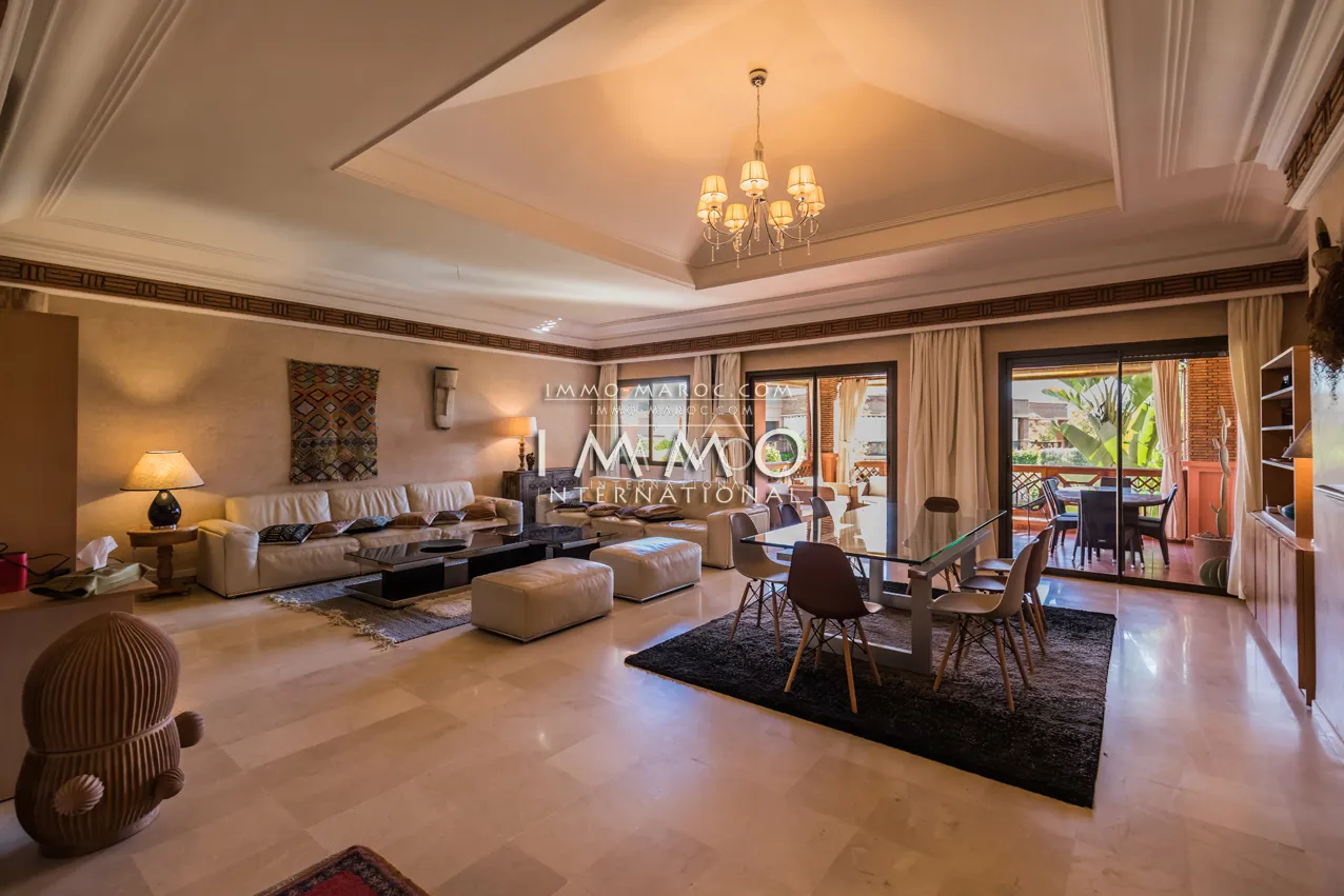 Appartement de trois chambres a vendre dans une résidence avec piscine marrakech