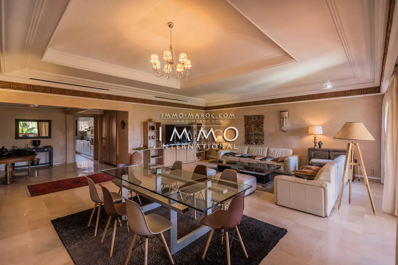 Appartement de trois chambres a vendre dans une résidence avec piscine marrakech