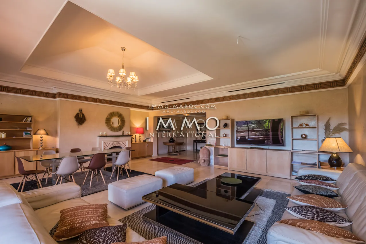 Appartement de trois chambres a vendre dans une résidence avec piscine marrakech