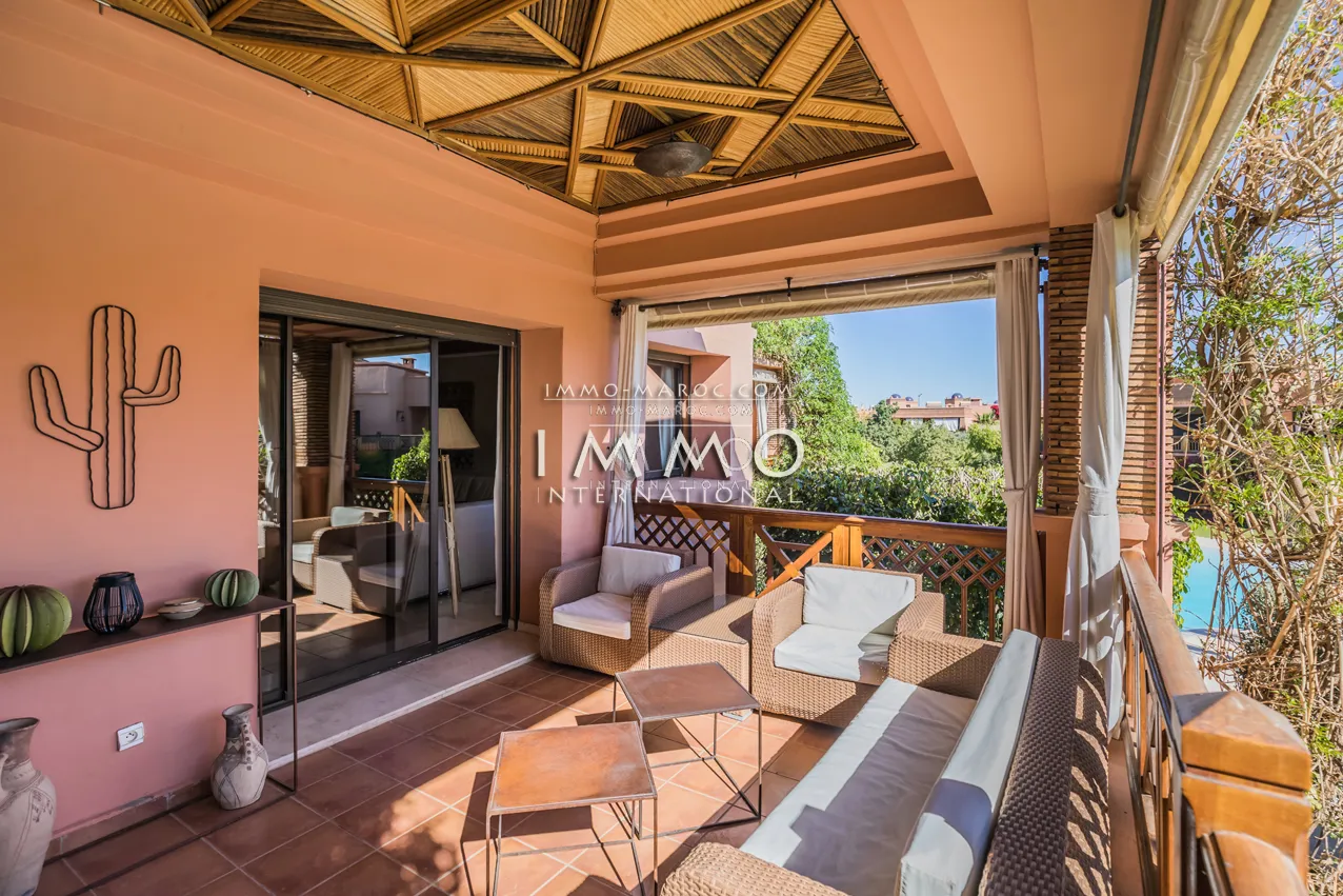 Appartement de trois chambres a vendre dans une résidence avec piscine marrakech
