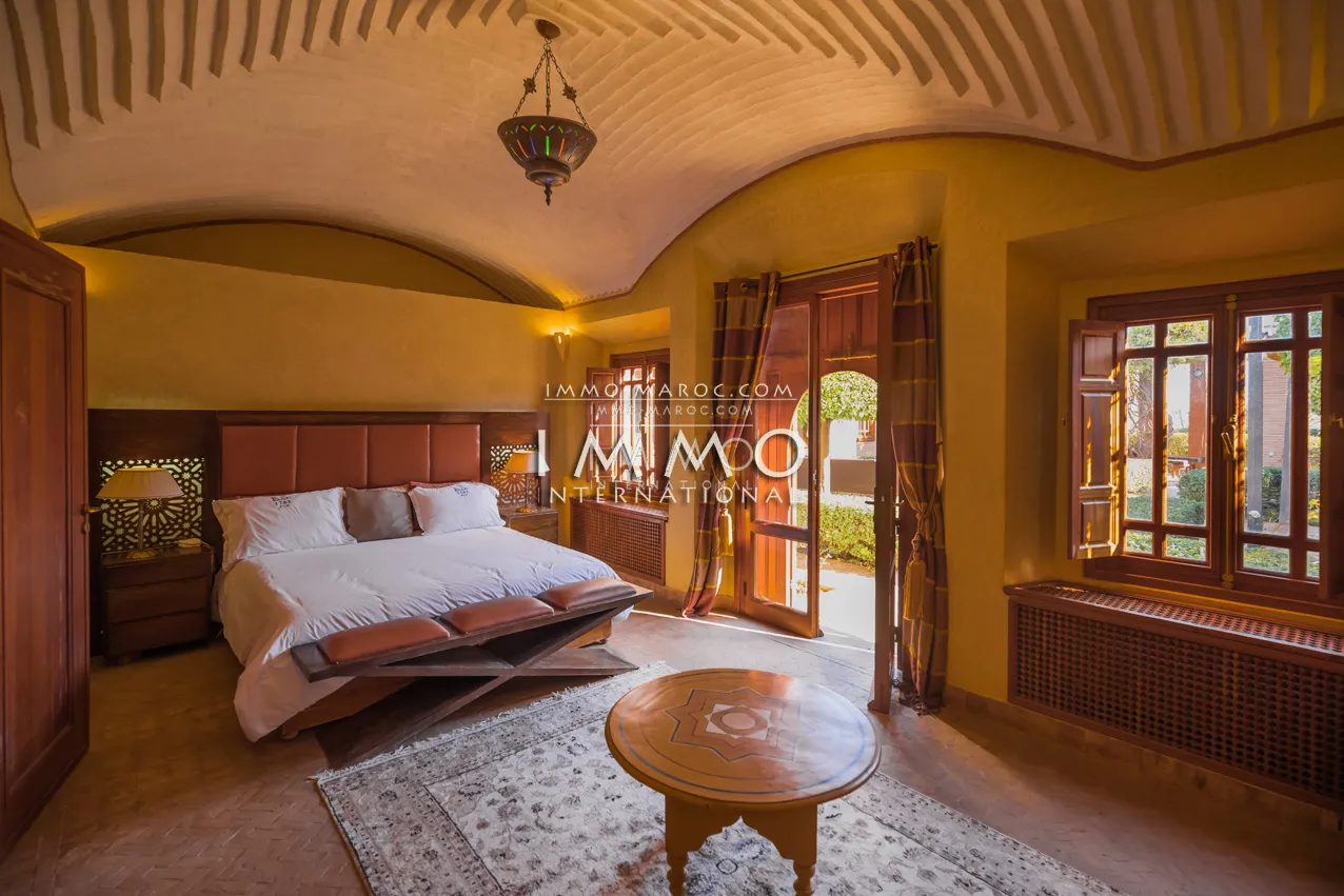 Superbe villa a vendre première ligne de golf amelkis marrakech 