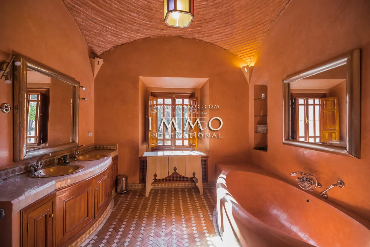 Superbe villa a vendre première ligne de golf amelkis marrakech 