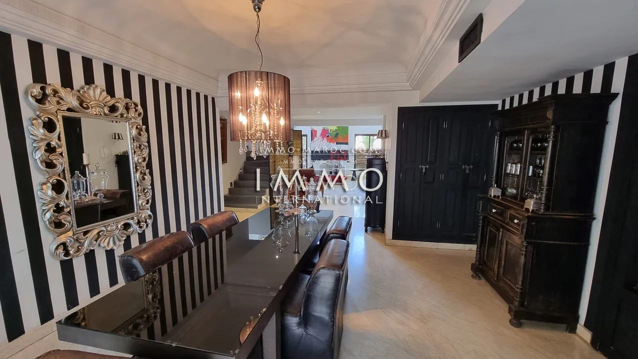 Magnifique duplex de 330 m2 au cœur de la ville ocre 