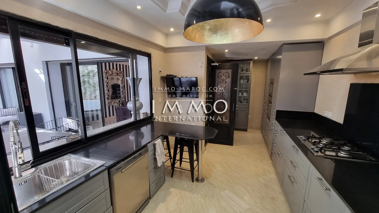 Magnifique duplex de 330 m2 au cœur de la ville ocre 