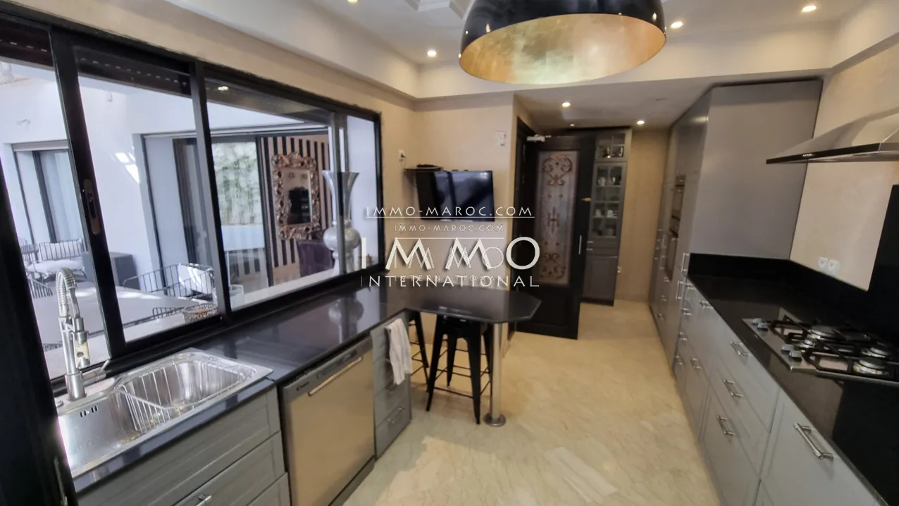 Magnifique duplex de 330 m2 au cœur de la ville ocre 