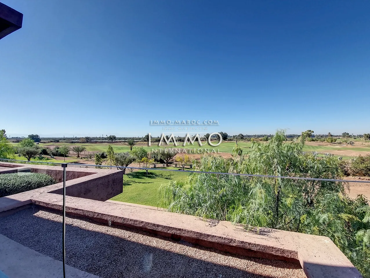 Villa contemporaine sur golf marrakech a vendre