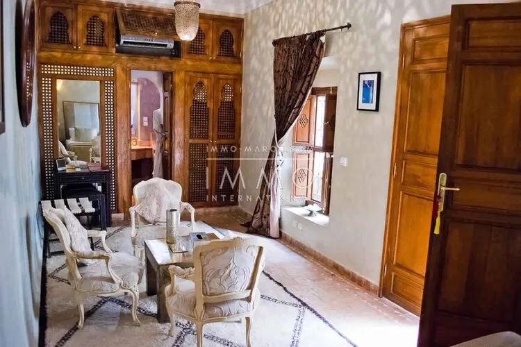 Joli riad bien situé à vendre à marrakech