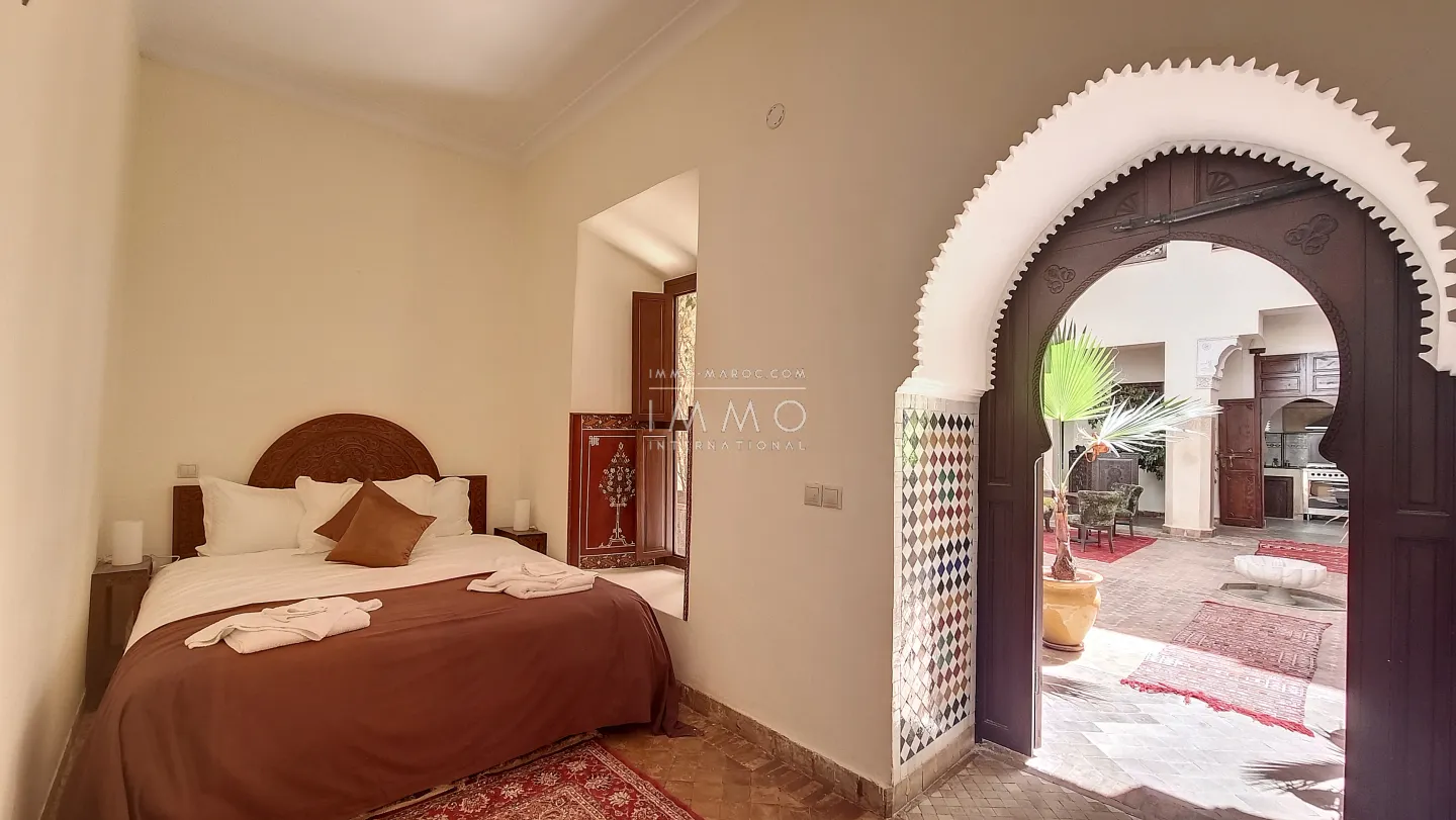 Riad rénové marocain épuré marrakech