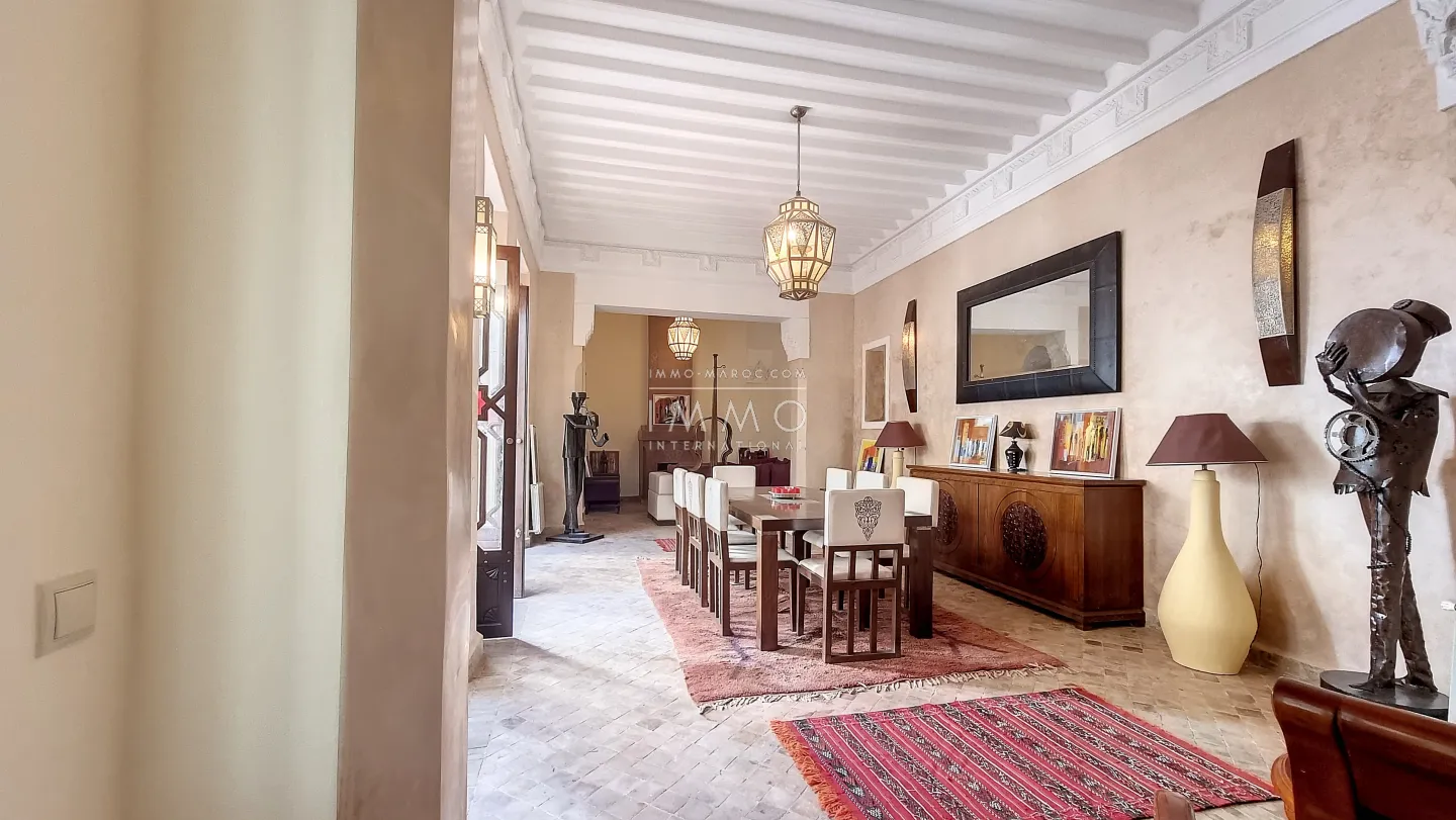 Riad rénové marocain épuré marrakech