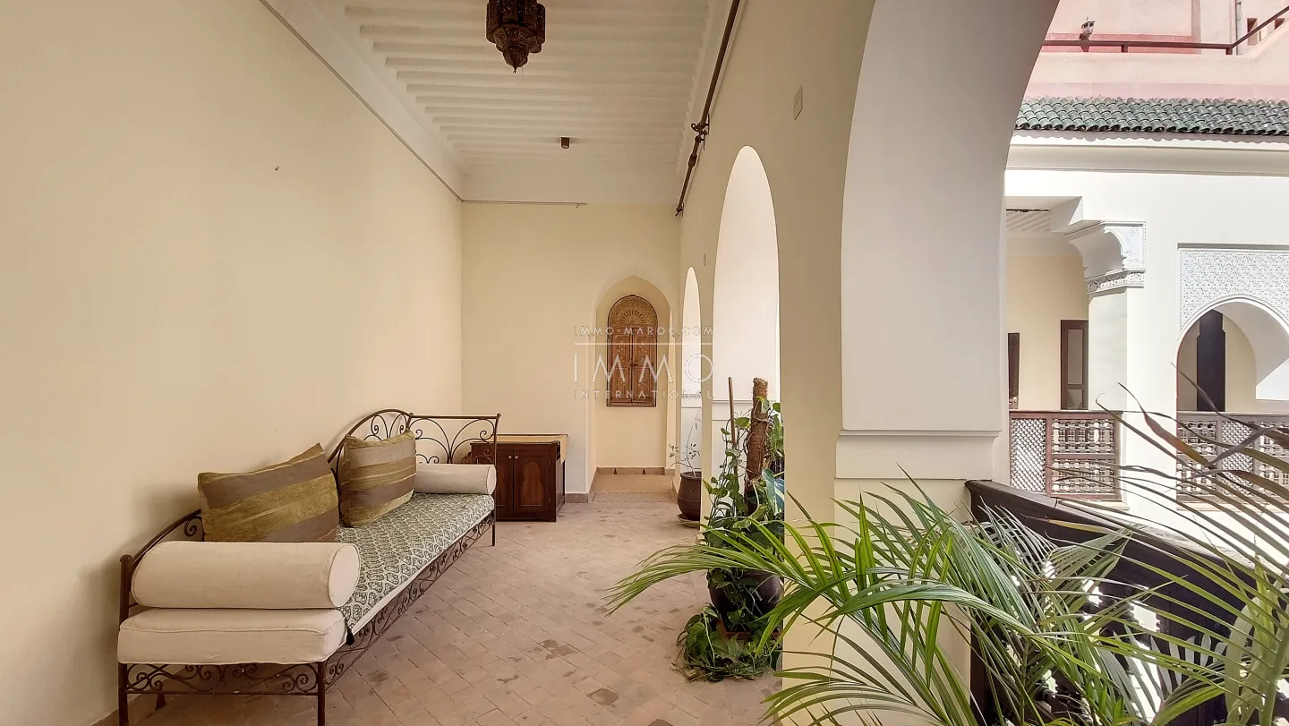 Riad rénové marocain épuré marrakech