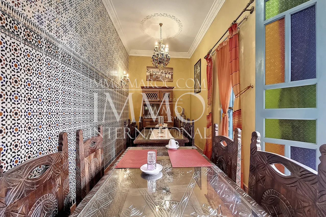 Riad en exploitation maison d’hôtes à vendre à deux minutes à pieds de la place jemaa el fna