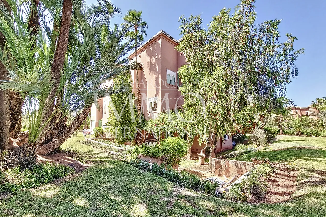 Affaire a saisir duplex a vendre de 4 chambres en plein coeur de la plameraie 