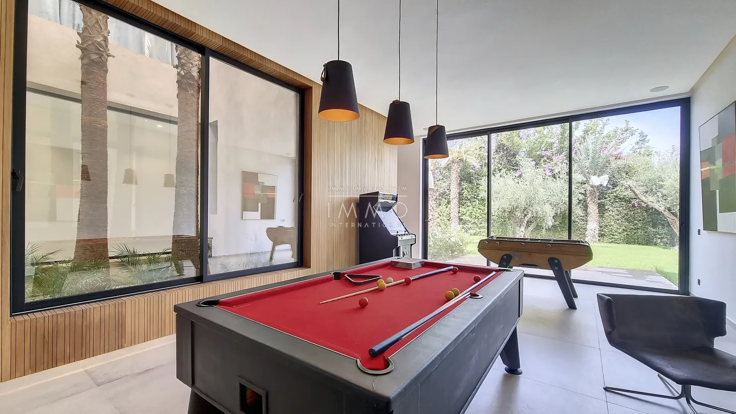 Superbe villa a vendre au styles moderne et traditionnel à 20 mns du centre ville marrakech
