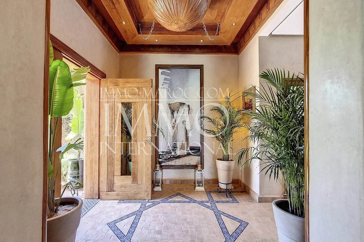 Villa d'architecture marocaine a vendre  dans une domaine privé marrakech