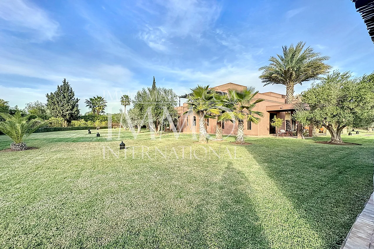 Villa de charme a vendre route de ouarzazate marrakech