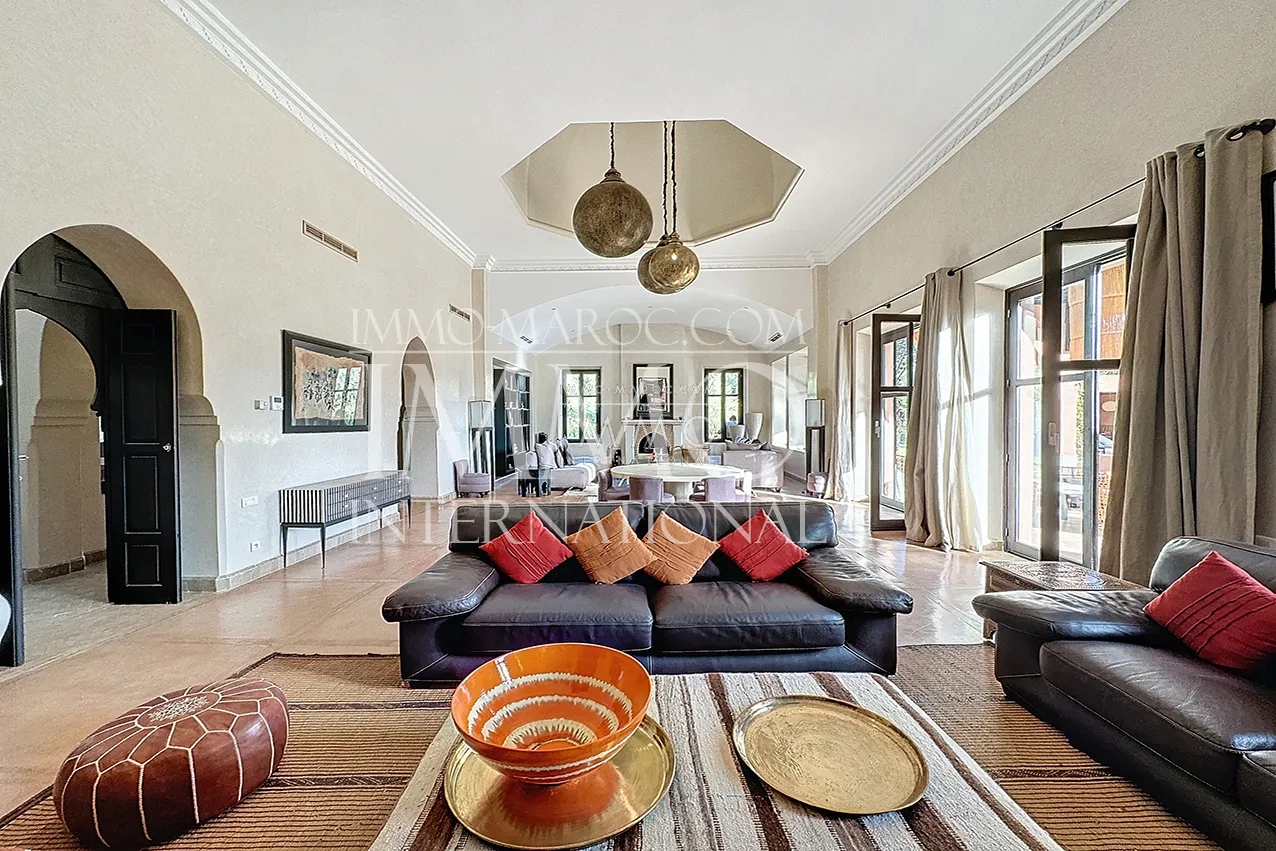 Villa de charme a vendre route de ouarzazate marrakech