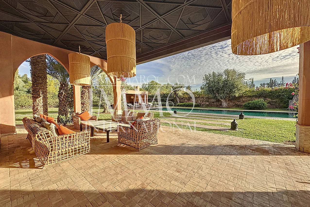 Villa de charme a vendre route de ouarzazate marrakech