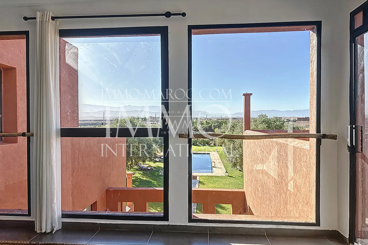 Maison contemporaine avec vna sur route d'amizmiz