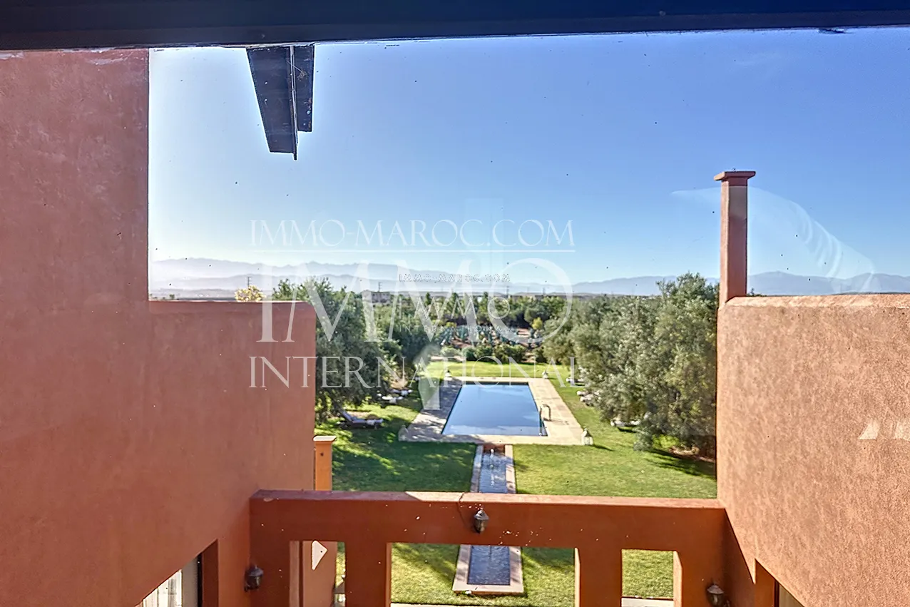 Maison contemporaine avec vna sur route d'amizmiz