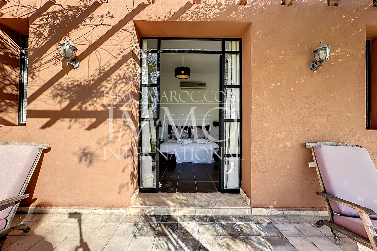 Maison contemporaine avec vna sur route d'amizmiz