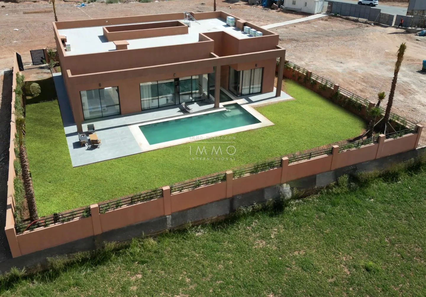 Villa contemporaine a vendre plain pied route amizmiz marrakech