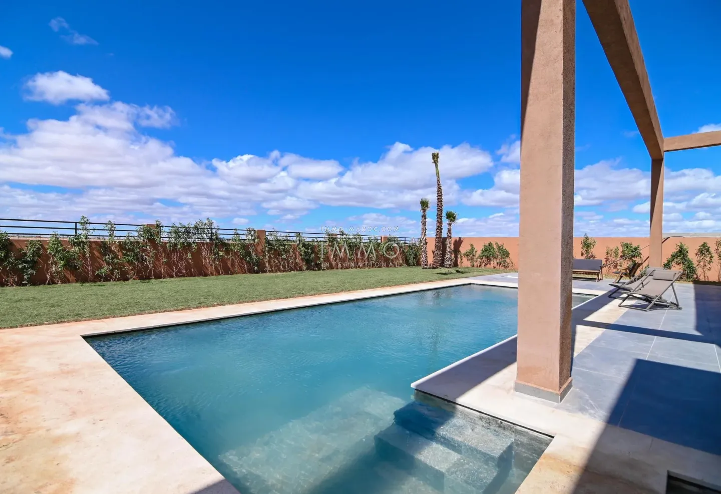 Villa contemporaine a vendre plain pied route amizmiz marrakech