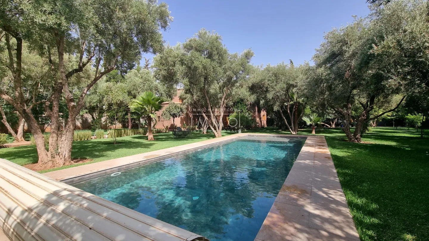 Au pied de la vallée de l'ourika maison  beldi  chic à vendre à marrakech