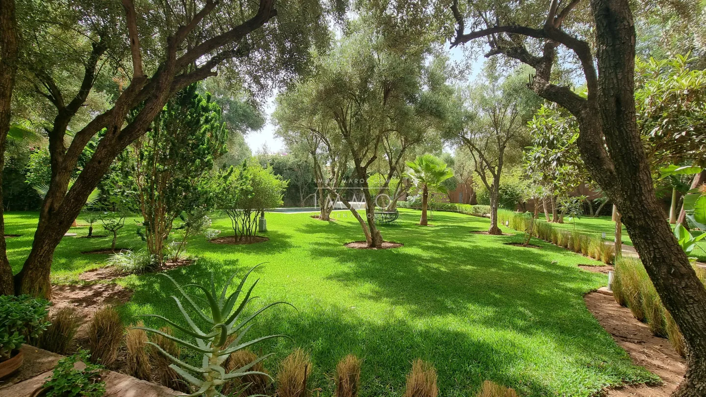Au pied de la vallée de l'ourika maison  beldi  chic à vendre à marrakech