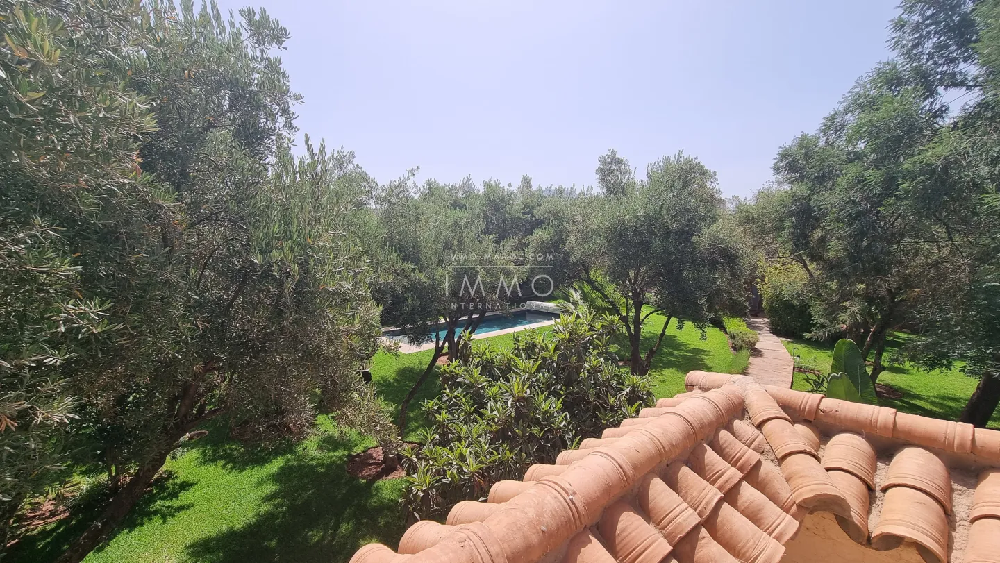 Au pied de la vallée de l'ourika maison  beldi  chic à vendre à marrakech