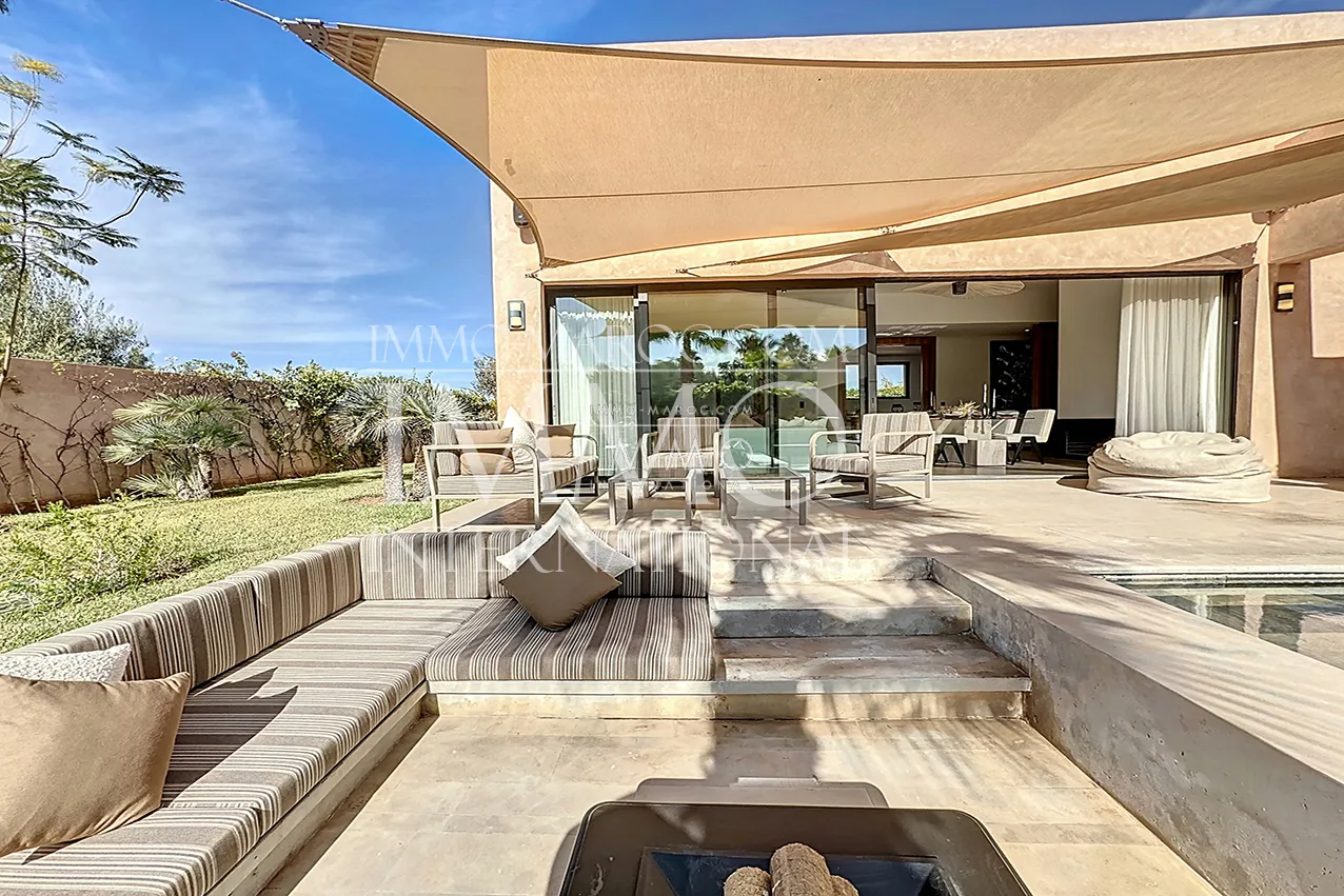 Villa contemporain a vendre en construction route ourika marrakech