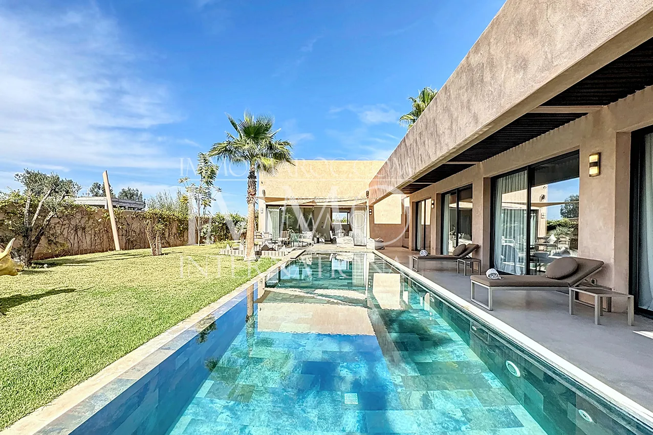 Villa contemporain a vendre en construction route ourika marrakech