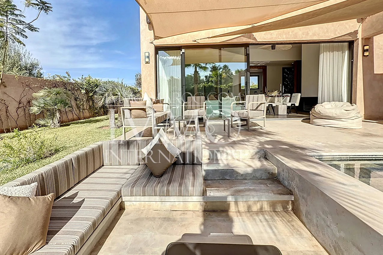 Villa contemporain a vendre en construction route ourika marrakech