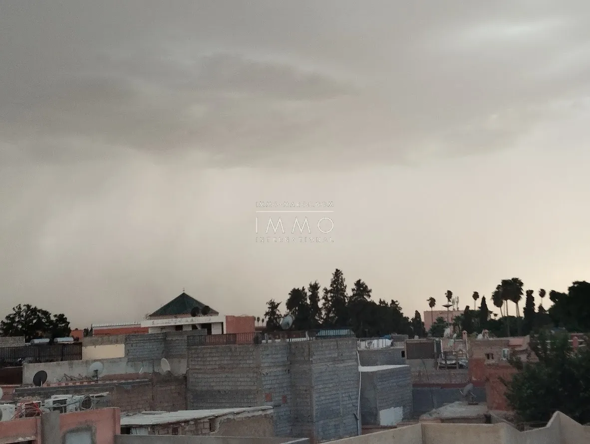 Maison commerciale avec trois appartements – médina de marrakech