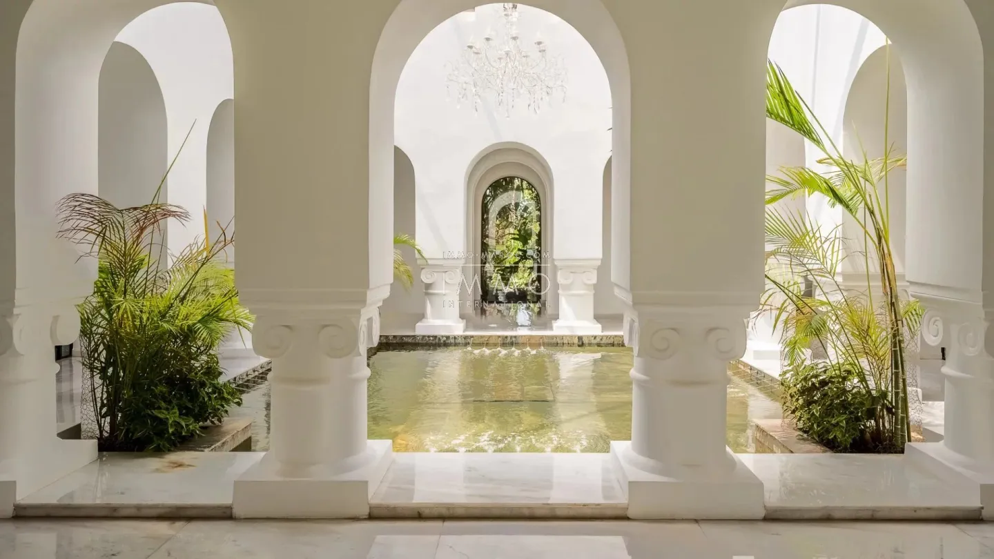 Villa de luxe  de plain-pied avec jardin d'exception