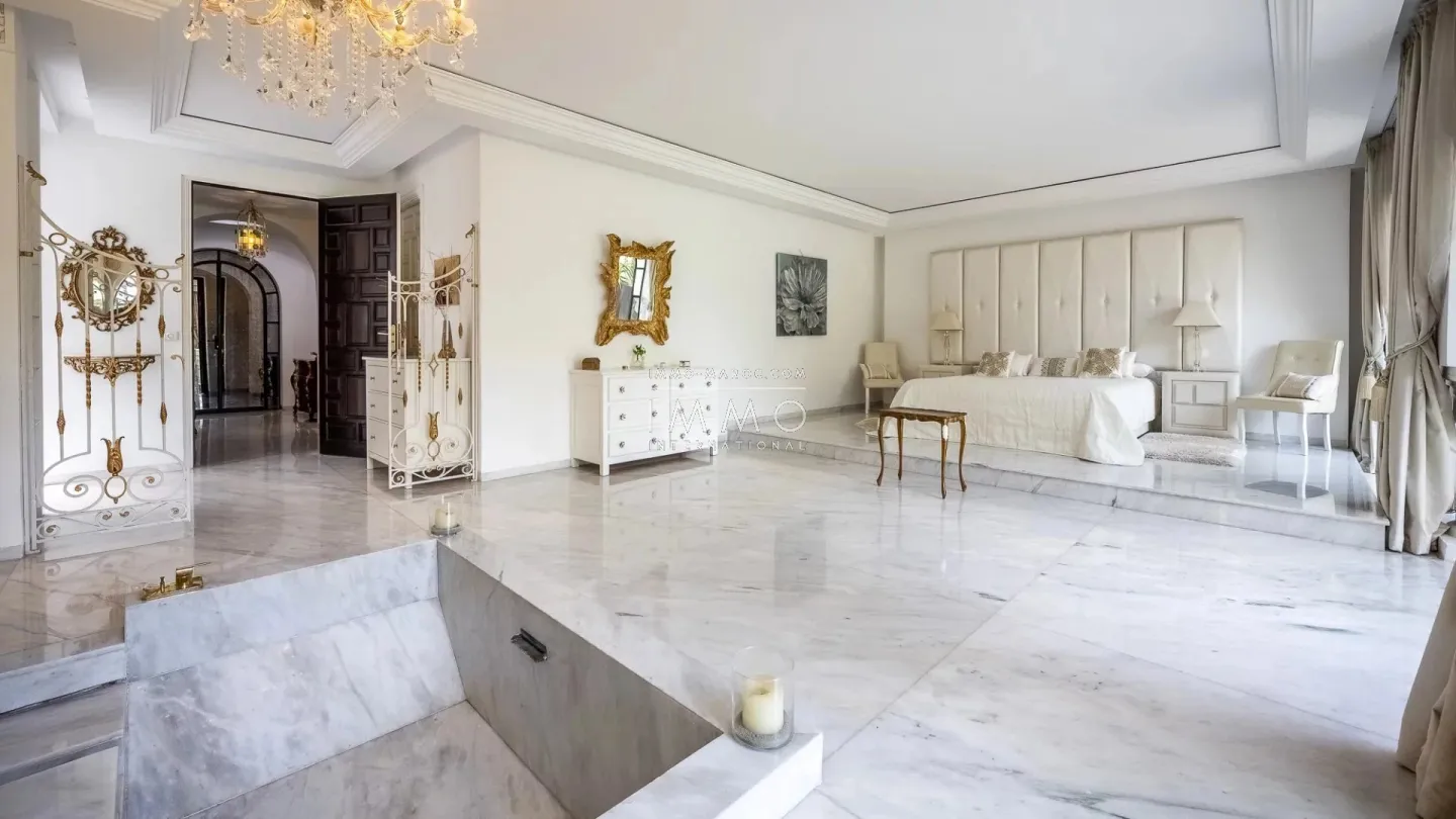 Villa de luxe  de plain-pied avec jardin d'exception