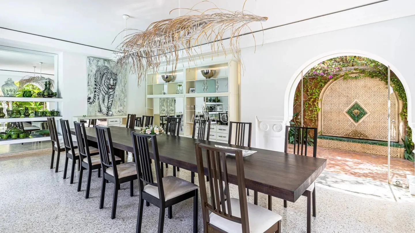 Villa de luxe  de plain-pied avec jardin d'exception