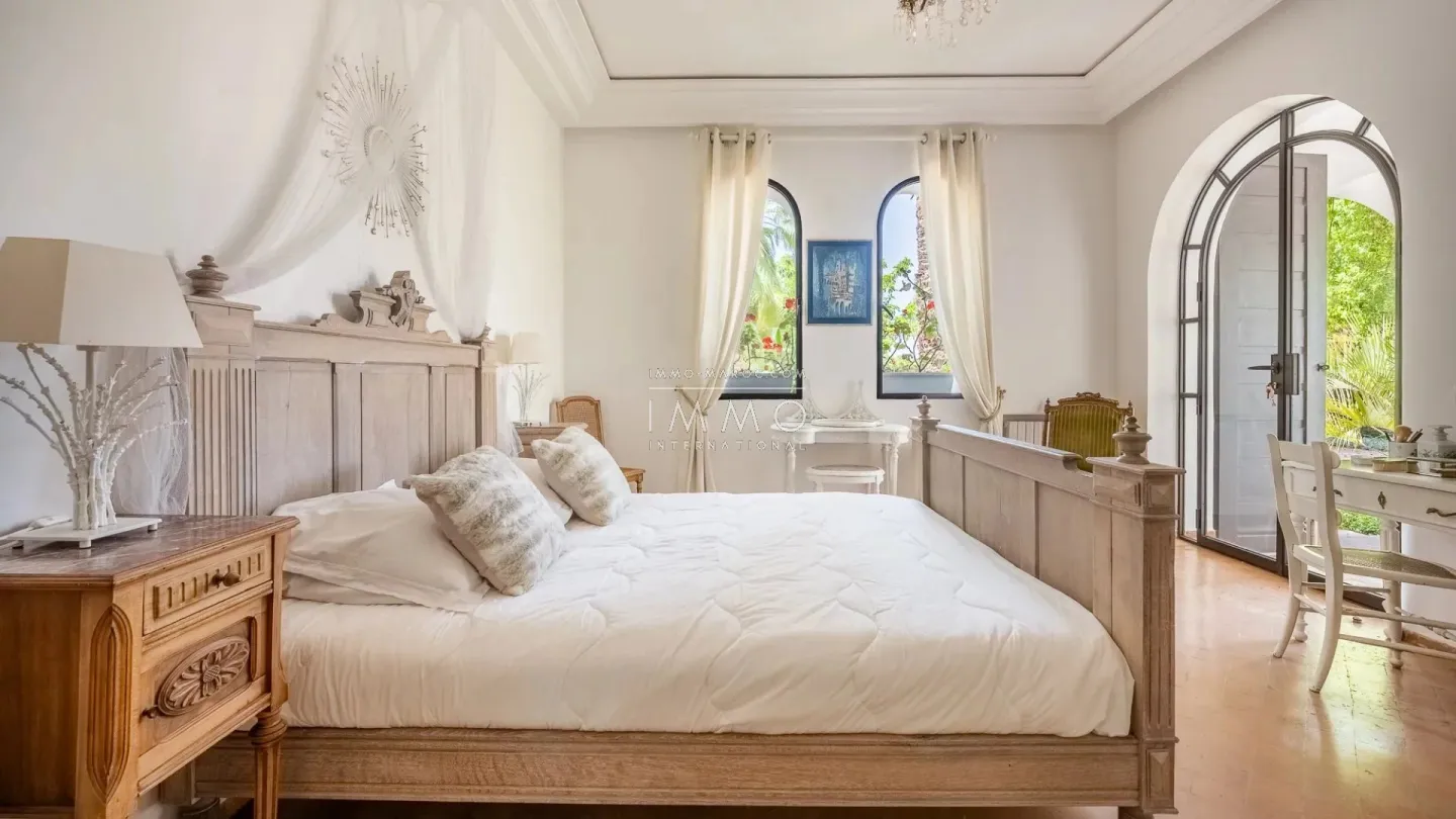 Villa de luxe  de plain-pied avec jardin d'exception