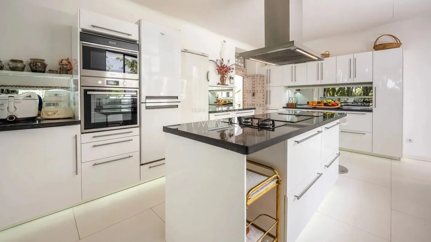 Villa de luxe  de plain-pied avec jardin d'exception