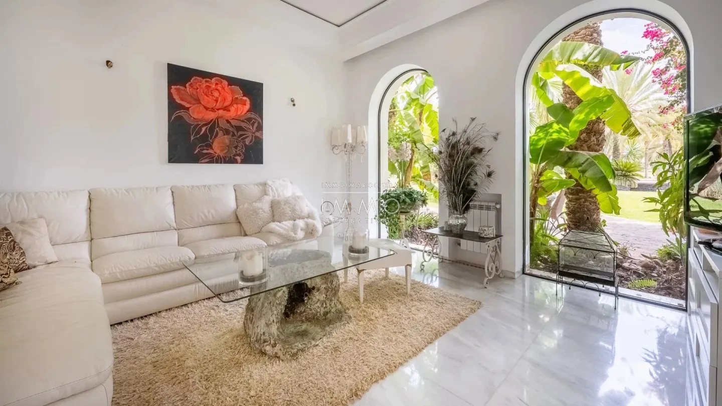 Villa de luxe  de plain-pied avec jardin d'exception