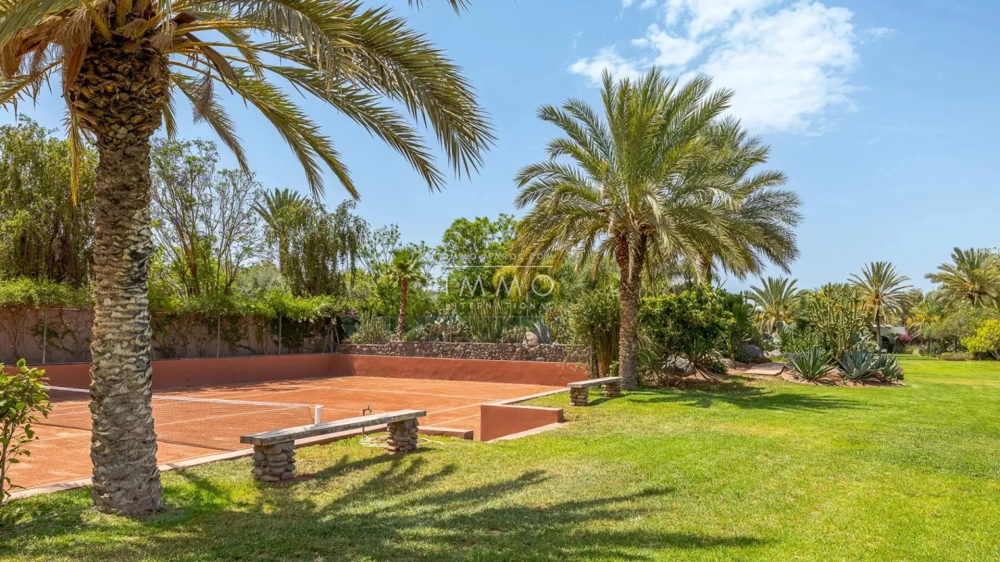 Villa de luxe  de plain-pied avec jardin d'exception