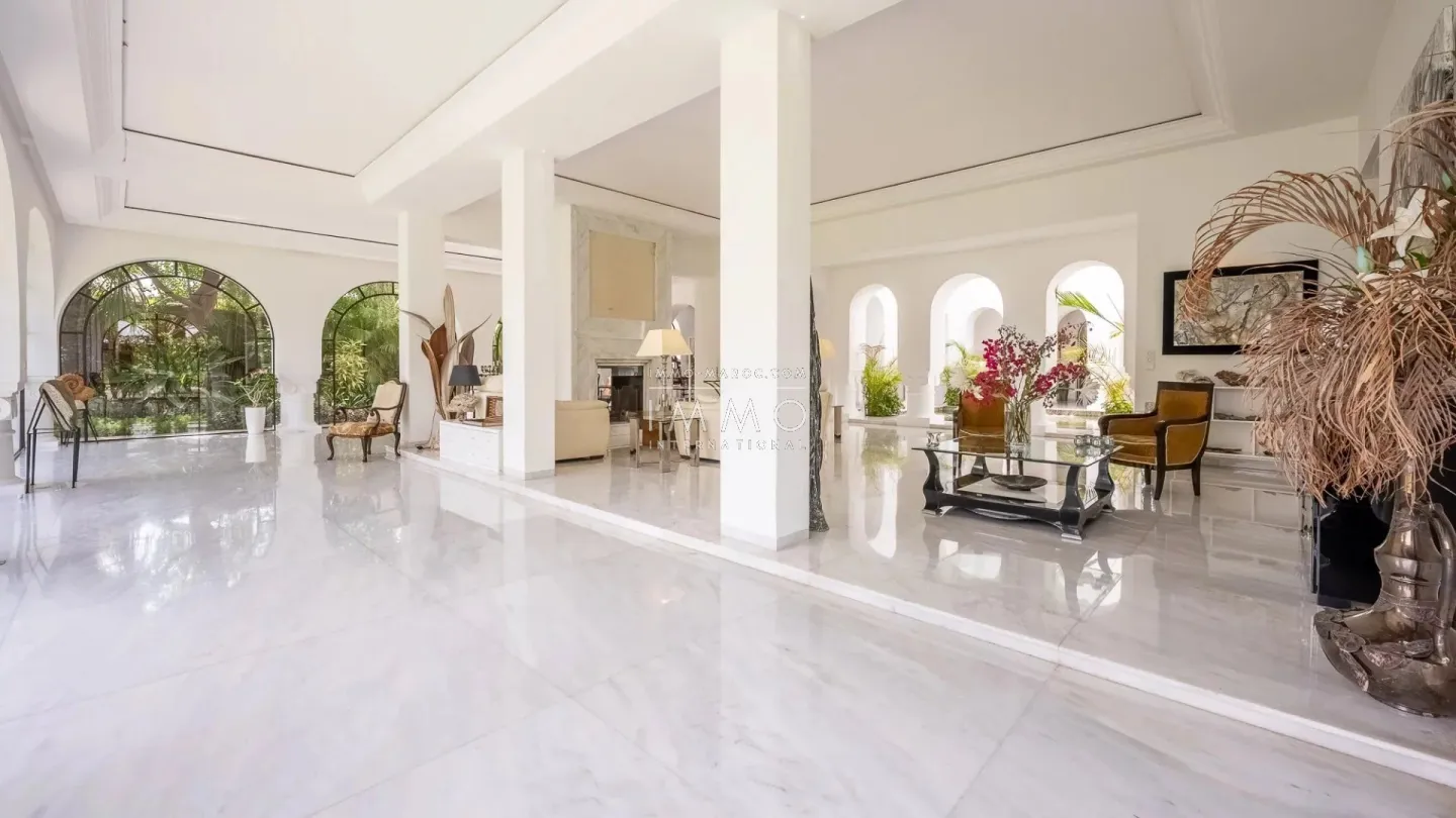 Villa de luxe  de plain-pied avec jardin d'exception